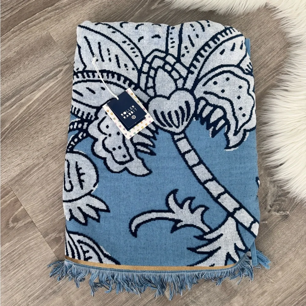 💙🩵Roller Rabbit x Target Floral Vines Beach Towel Blue
